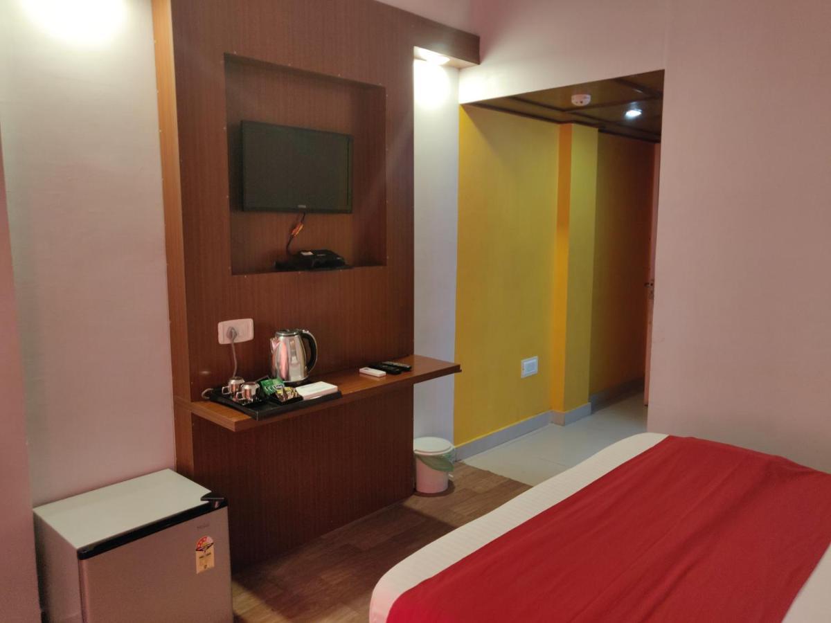 Hotel Mainak Порт Блеър Екстериор снимка