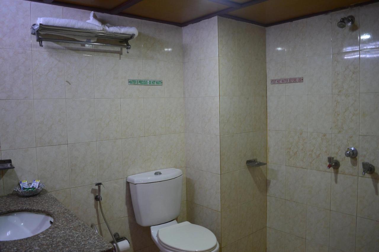 Hotel Mainak Порт Блеър Екстериор снимка
